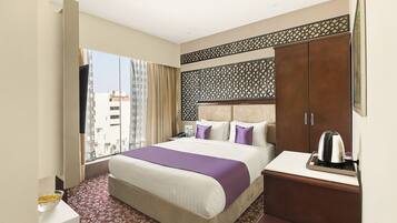 Superior Double Room | Premium bedding, minibar, desk, blackout curtains