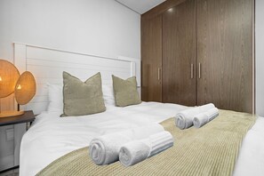 Apartment (2 Bedrooms) | Interior - Eden On the Bay 231 (Cape Town)