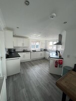 House | Private kitchen | Fridge, microwave, oven, stovetop