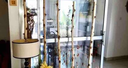 Beautiful 3-bed 2 Bath House at Spur Road Freetown