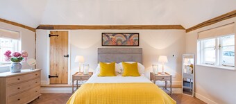 Cart Lodge by Bloom Stays - sleeps 4 in 1 bedroom