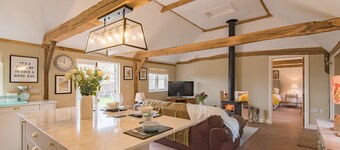 Cart Lodge by Bloom Stays - sleeps 4 in 1 bedroom