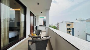 Căn hộ Superior (3BHK) | Hiên