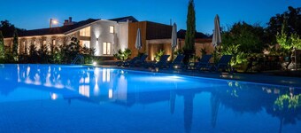 TACOARIA HOUSE WITH POOL