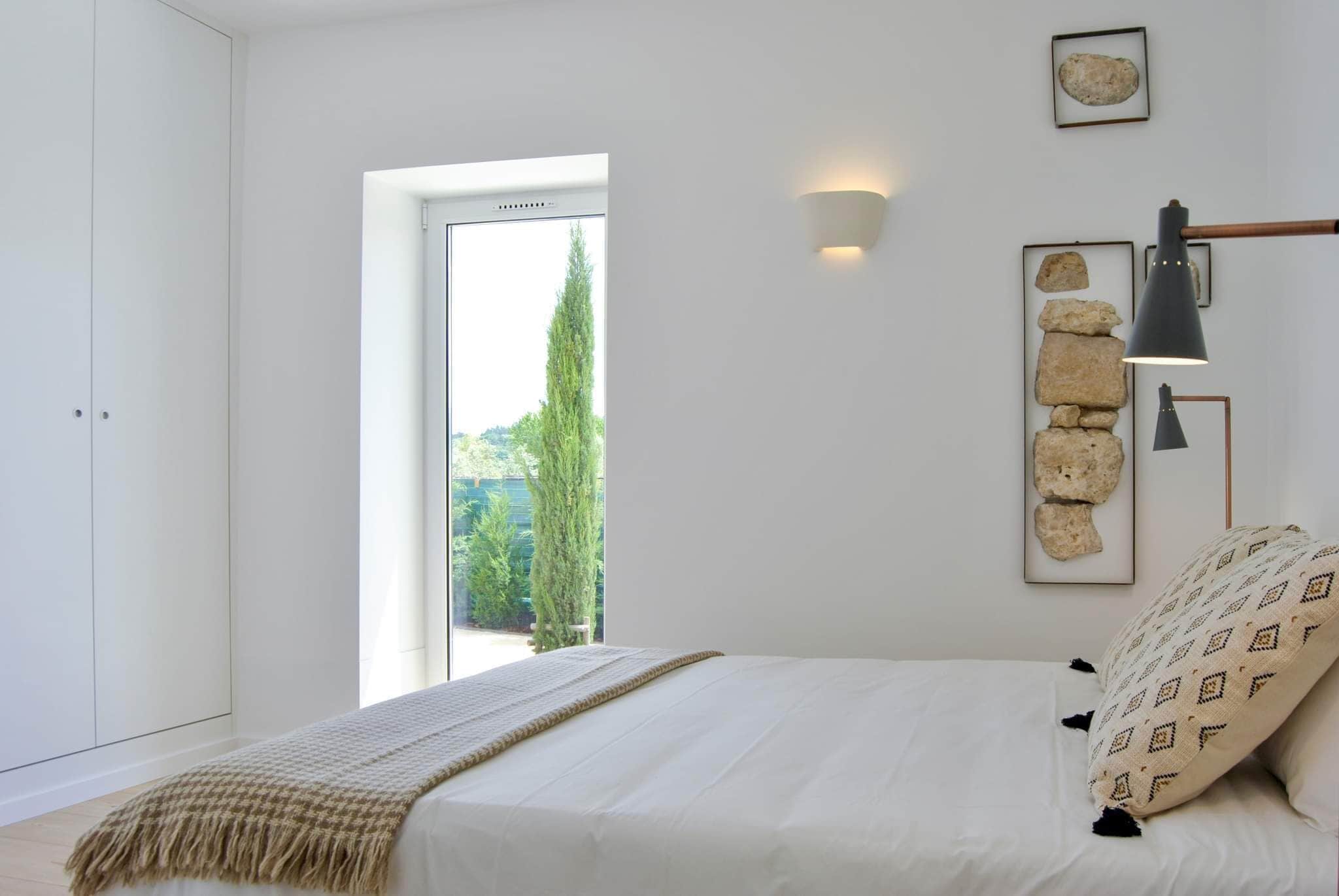 4 habitaciones, tabla de planchar con plancha y wifi 