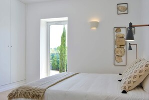 4 bedrooms, iron/ironing board, WiFi - TACOARIA HOUSE WITH POOL (Seiça)