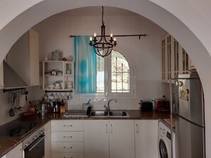 House | Private kitchen - Tranquil Villa With Sea View in Ammopi Karpathos (Karpathos)