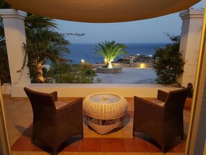 Property grounds - Tranquil Villa With Sea View in Ammopi Karpathos (Karpathos)