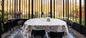 Historic villa with modern comforts, ideal for families and groups with children.