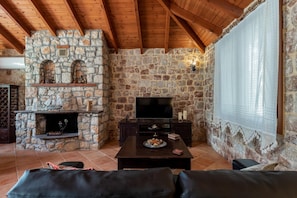 TV connectée, cheminée