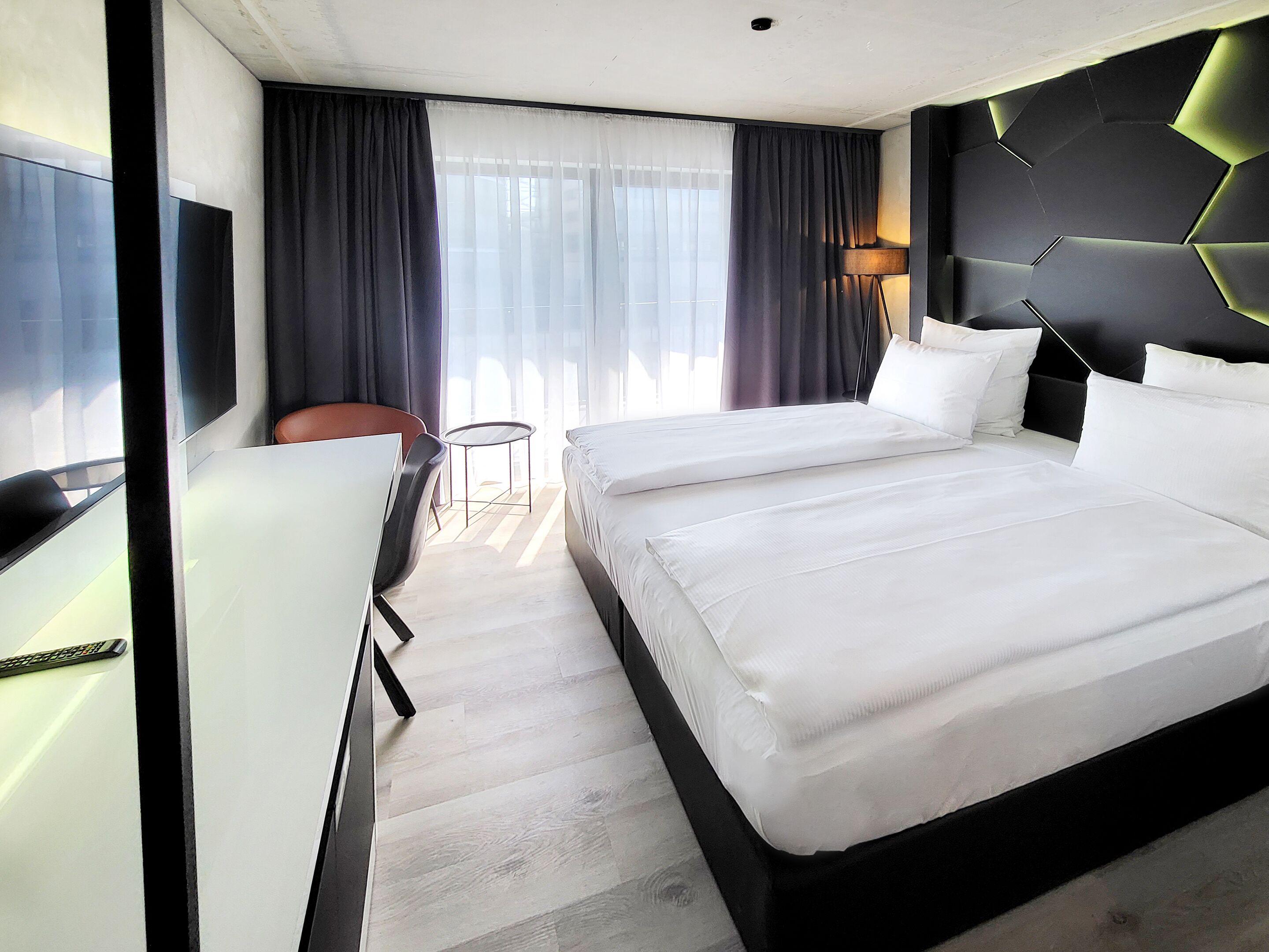 comfort double room | 1 bedroom, hypo-allergenic bedding, free minibar, in-room safe