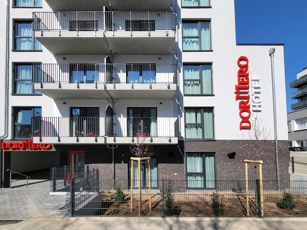 Front of property - DORMERO Hotel Aschaffenburg (Aschaffenburg)