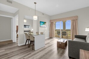 Smart TV, ping pong - Luxury Resort 1 Bedroom Condo Near Universal & Disney (Orlando)