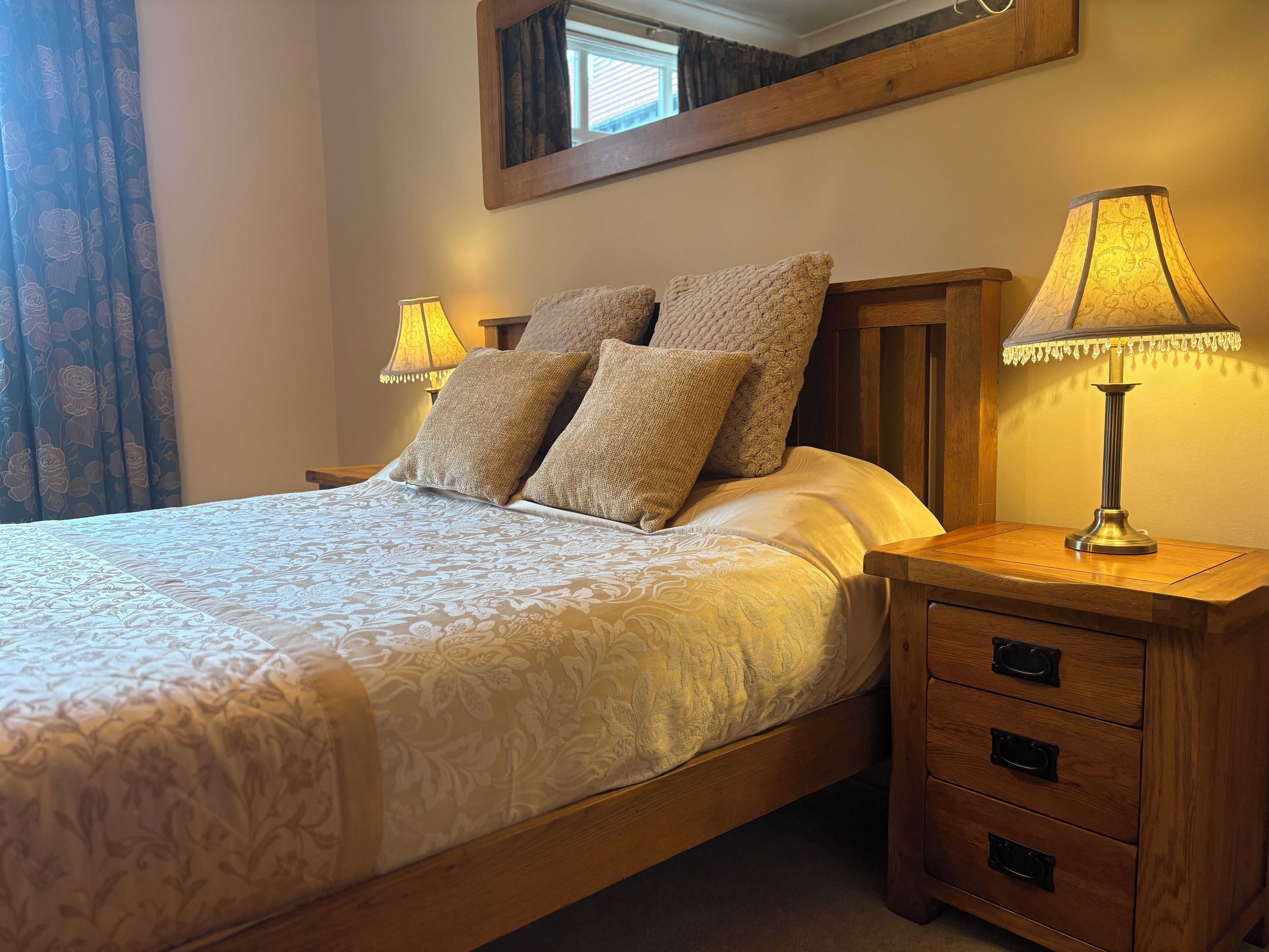 アパートメント | アイロン / アイロン台、WiFi (無料)、ベッドシーツ