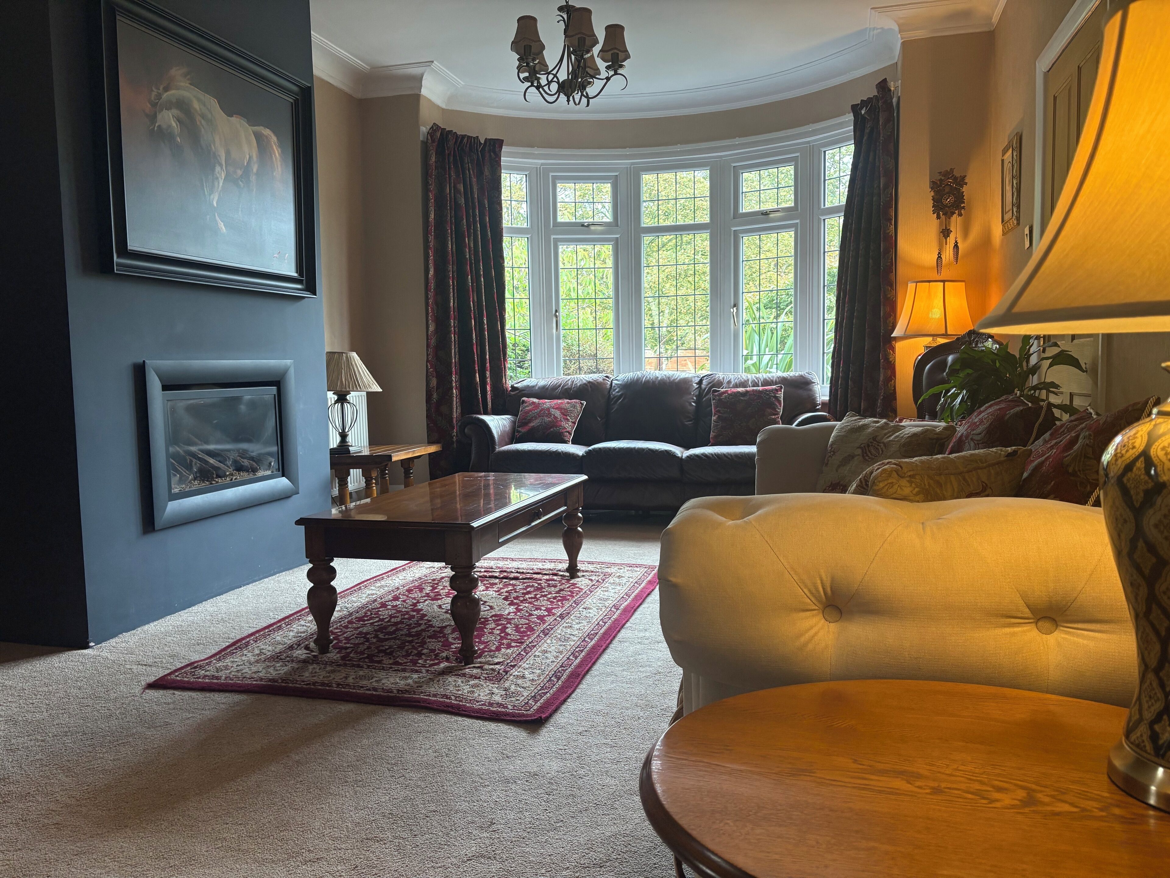 アパートメント | リビング エリア | 30 インチのテレビ (デジタル放送視聴可)