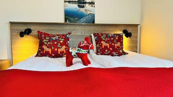 Standard Double or Twin Room, 2 Twin Beds | Desk, laptop workspace, free WiFi, bed sheets