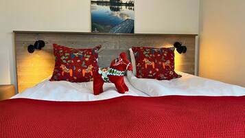 Kamar Keluarga, 1 kamar tidur | Meja kerja, ruang kerja ramah laptop, Wi-Fi gratis, dan seprai linen