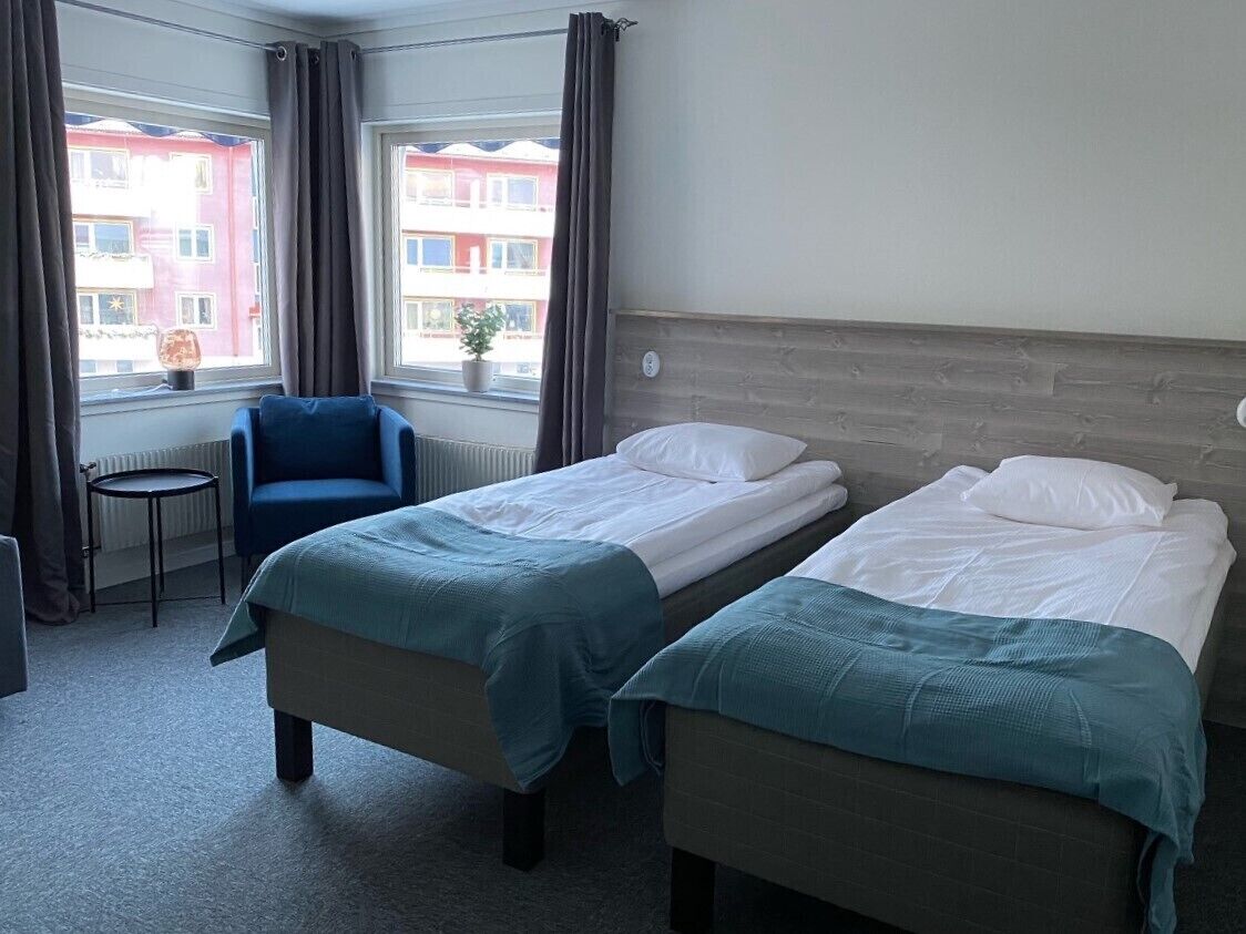 Family Quadruple Room | Desk, laptop workspace, free WiFi, bed sheets