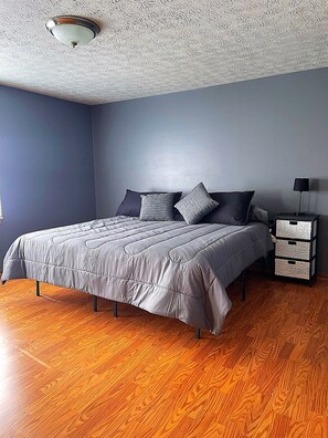 5 bedrooms, free WiFi, bed sheets, wheelchair access - šThe Mountain Mamaš Trail Riders āHome Away From Homeā (Chattaroy)