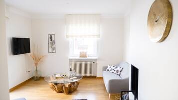 Deluxe Apartment, Private Bathroom