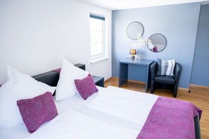 Room - Cabinett 1876 (Trittenheim)