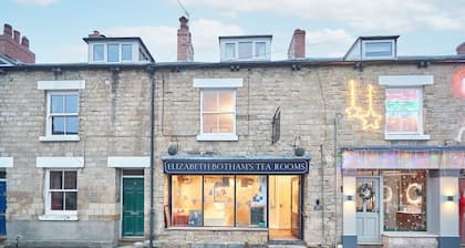 Host & Stay | Sleepers @ No.8