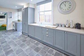 Unclassified image, 2 of 31, button - Host & Stay | The Townhouse (Scarborough)