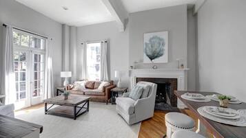 Televisión, oficina