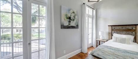 2 slaapkamers, een strijkplank/strijkijzer, wifi, beddengoed