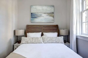 2 chambres, fer et planche à repasser, Wi-Fi, draps fournis