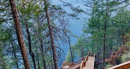 The Eyrie: Sweeping views waterfront sunlit escape