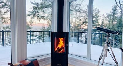 The Eyrie: Sweeping views waterfront sunlit escape