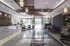 Unclassified image, 3 of 61, button - Tonghuali Hotel (Lankao)