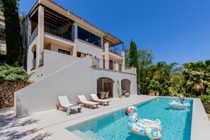 Outdoor pool - Spacious EcoVilla, with amazing views (Pollença)