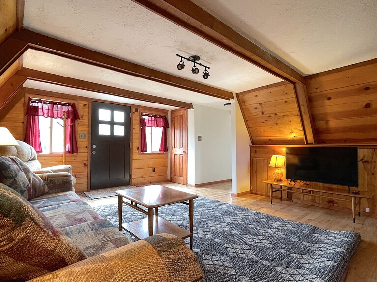 Downtown A-frame- Classic A-frame House, Pet Friendly, Quiet Location Close To Downtown - Cody, WY