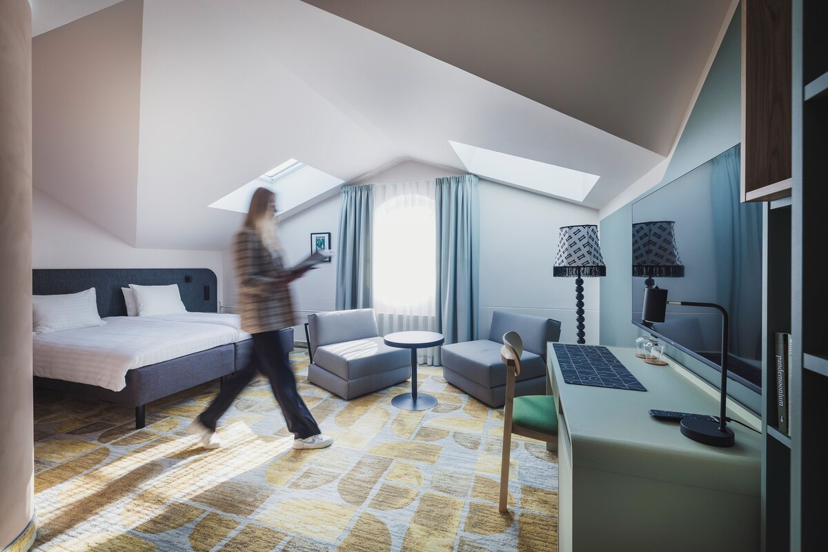 Deluxe Double Room | Desk, laptop workspace, blackout curtains