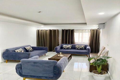 Superb, well-located apartment with all amenities