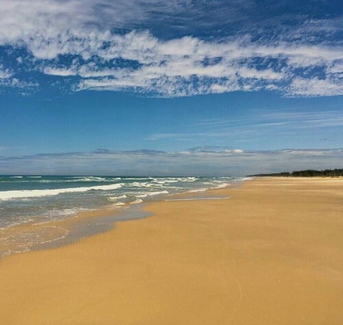 Stone slate house with balcony 180m from the beach