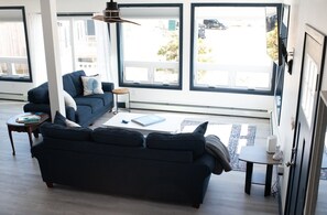 Smart TV, monitor de computadora y impresora 