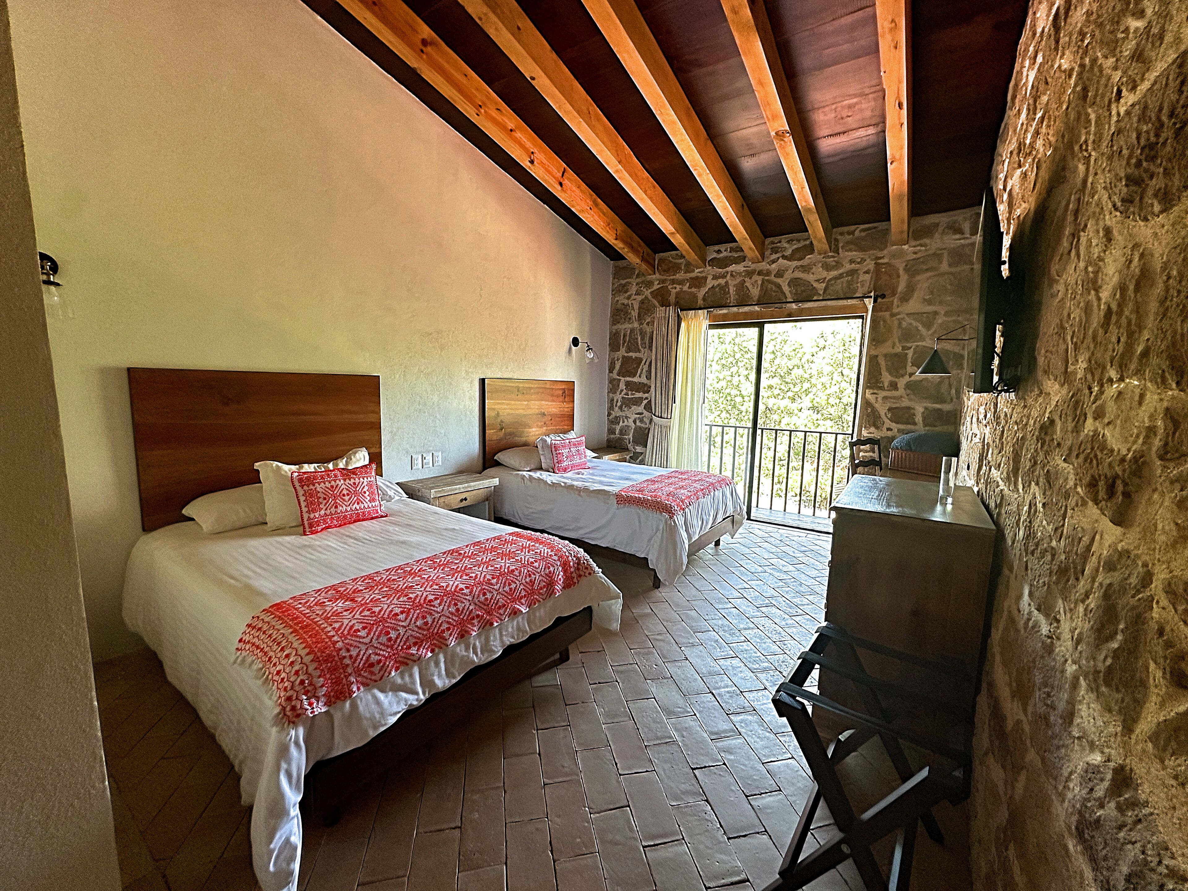 studio suite | premium bedding, down duvets, desk, laptop workspace