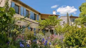 Voorkant van accommodatie