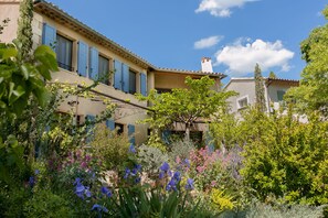 Fachada del alojamiento