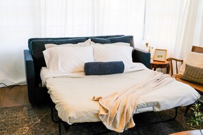 3 bedrooms, iron/ironing board, WiFi