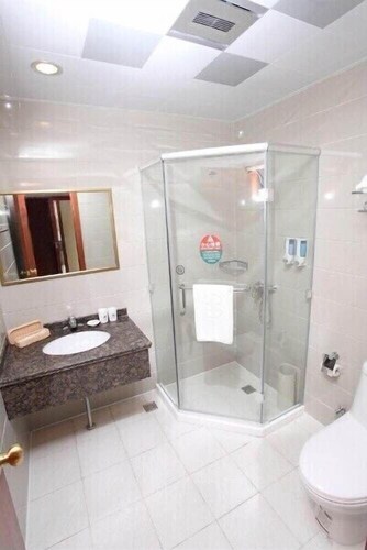 Greentree Inns Hotel