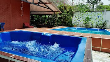 Alberca al aire libre