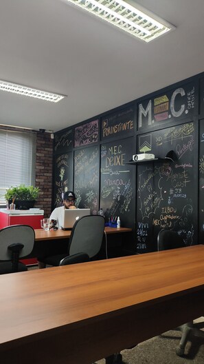 Meeting facility - M.E.C Office Hostel (Niteroi)