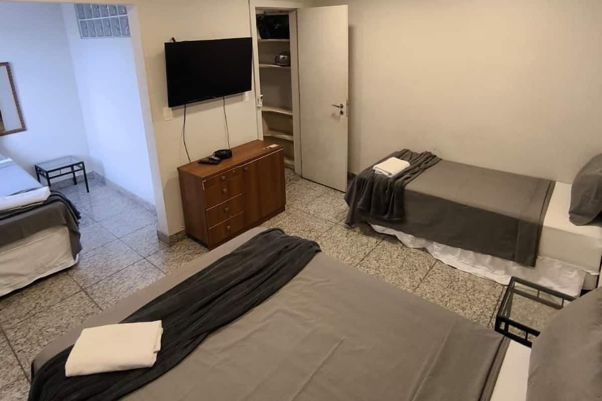 Ropa de cama de alta calidad y cortinas blackout 