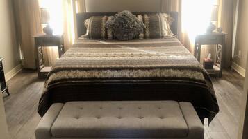 1 Schlafzimmer, BĂŒgeleisen/BĂŒgelbrett, kostenloses WLAN, BettwĂ€sche