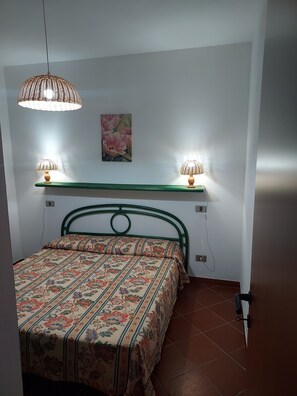 1 bedroom, iron/ironing board, travel cot, bed sheets