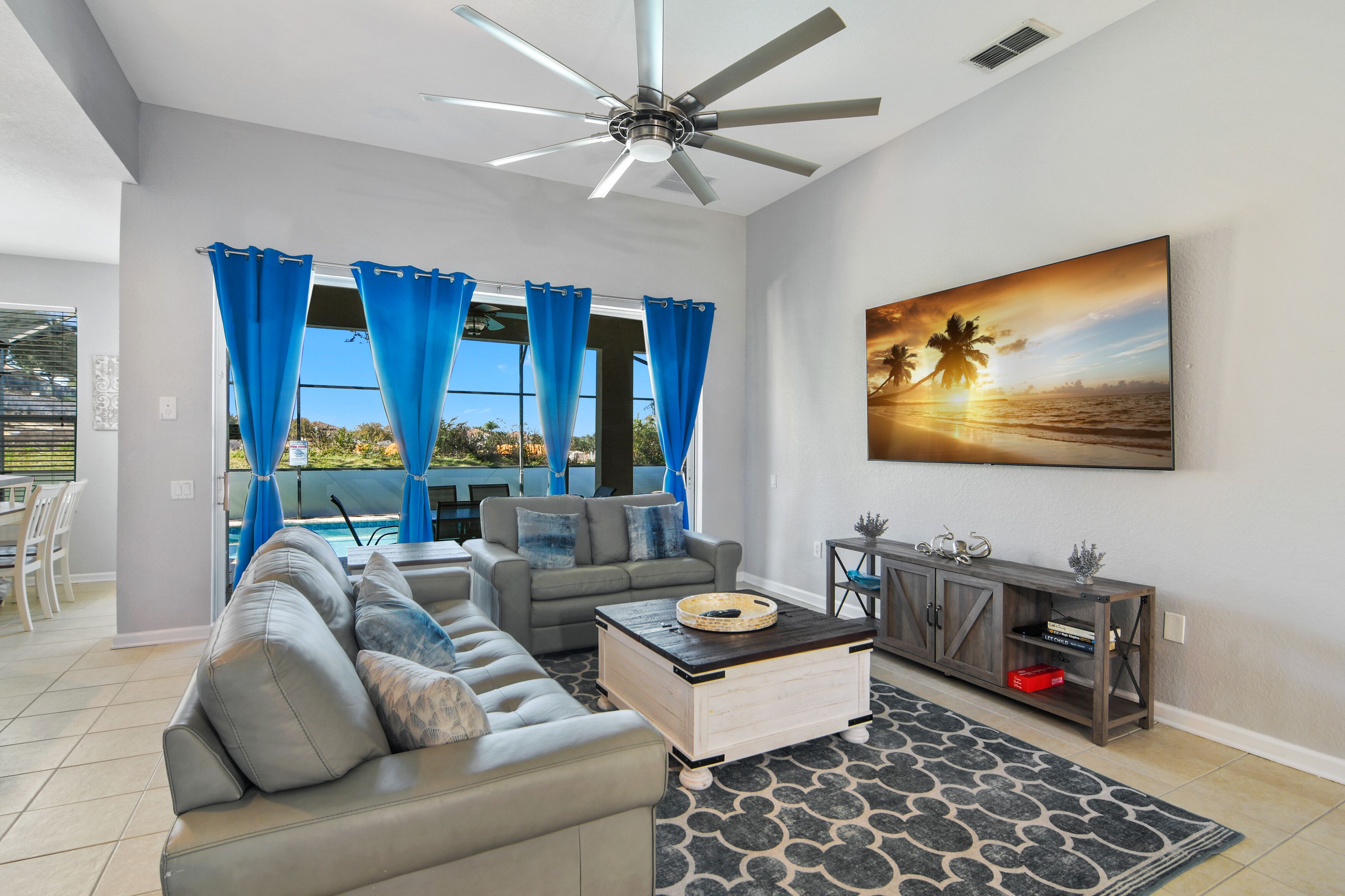 Smart TV, video games